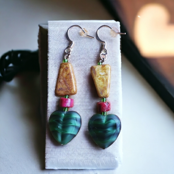 Green & Tan Beaded Heart Handcrafted Earrings - Picture 3 of 6